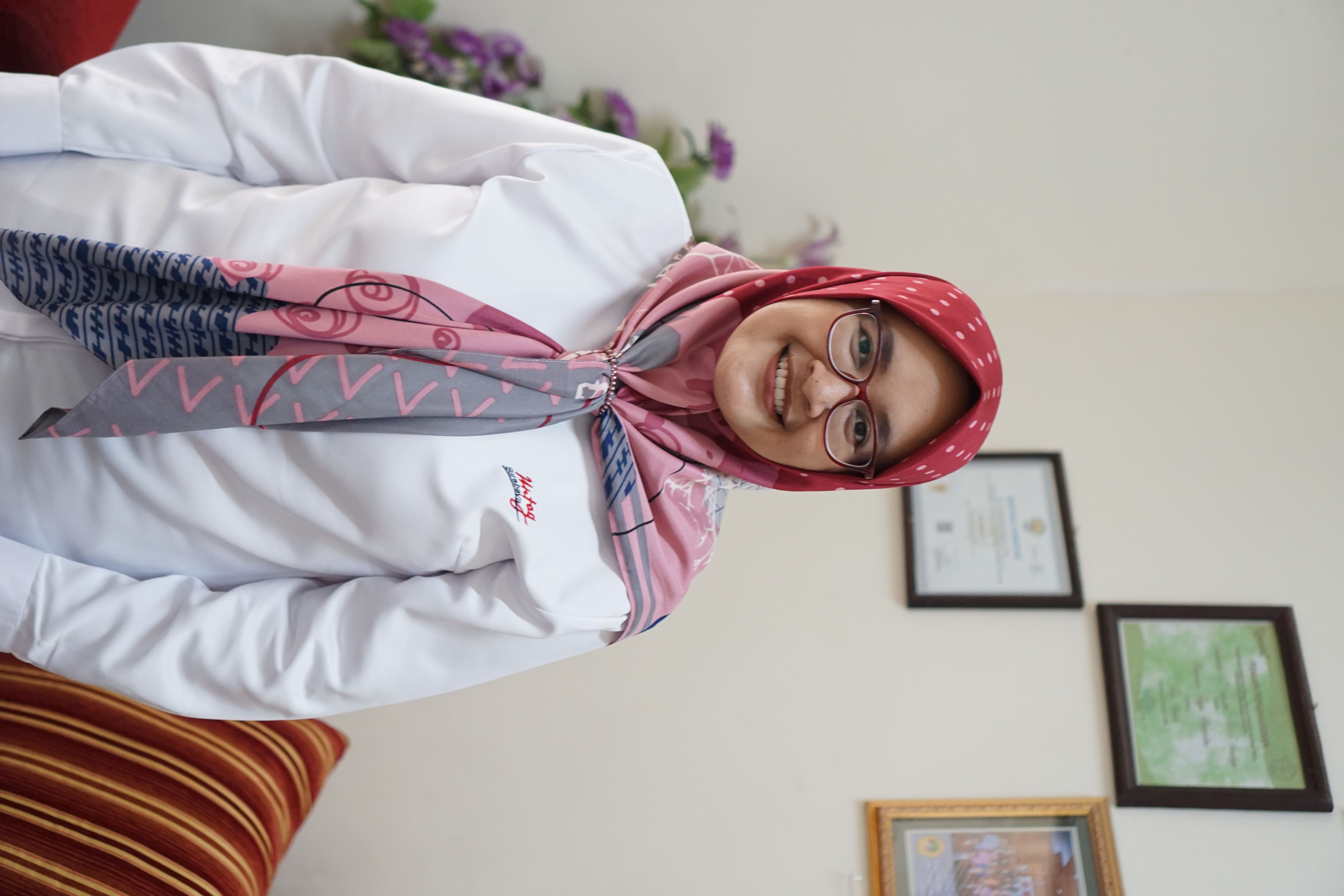Dona Rahayu Sugiharti, S.S., M.Hum.