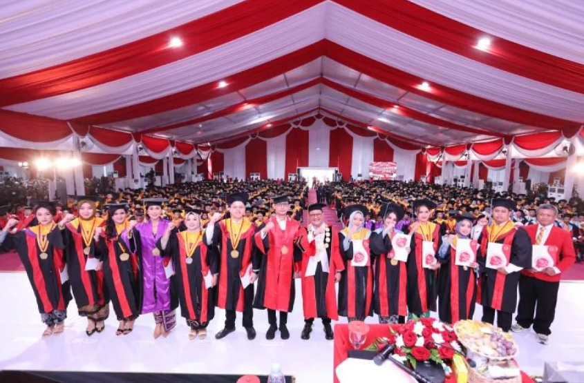 Untag Surabaya siapkan 1.818 wisudawan jadi patriot Indonesia Emas