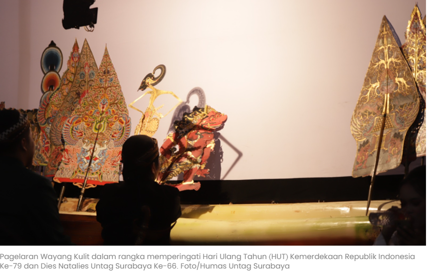 Untag Surabaya Peringati HUT RI Ke-79 dan Dies Natalies Ke-66 Gelar Pagelaran Wayang Kulit