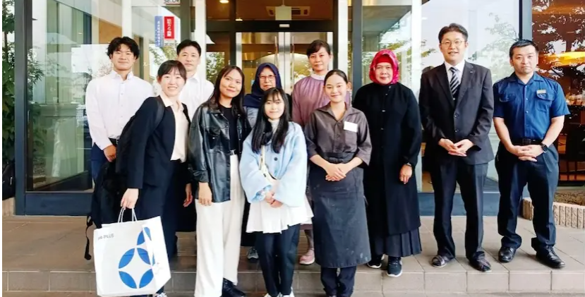 Tingkatkan Kemampuan Bahasa, Mahasiswa Untag Surabaya Magang di Jepang