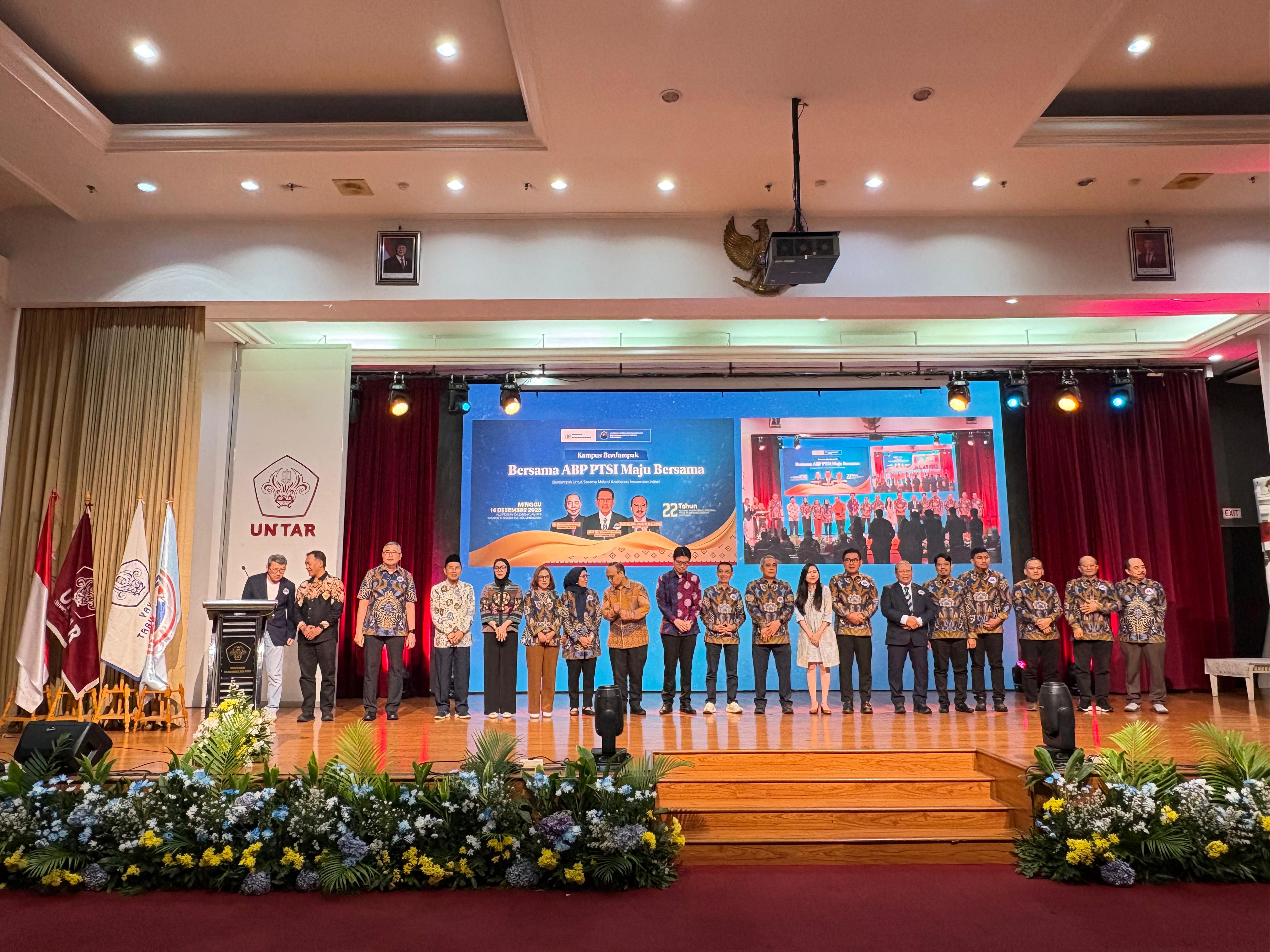 YPTA Surabaya Sabet ABP-PTSI Award 2025